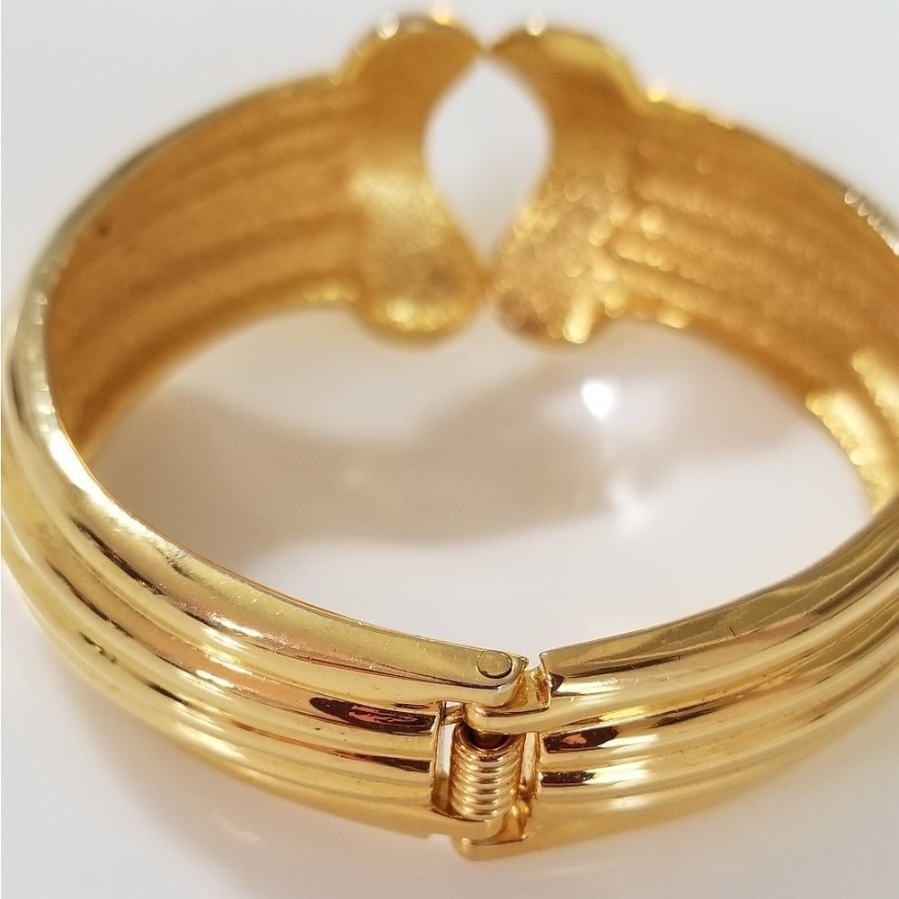 Clamper  Hinged Bangle - Picture 4 of 8